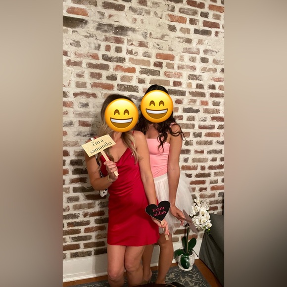 LIKE NEW - Urban Outfitters Mallory Cowl Neck Slip Dress Size Small in Red Berry - Picture 6 of 7